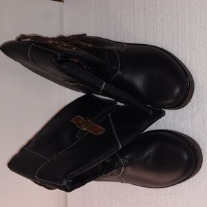 Black/Brown Buckle Accent BOOT